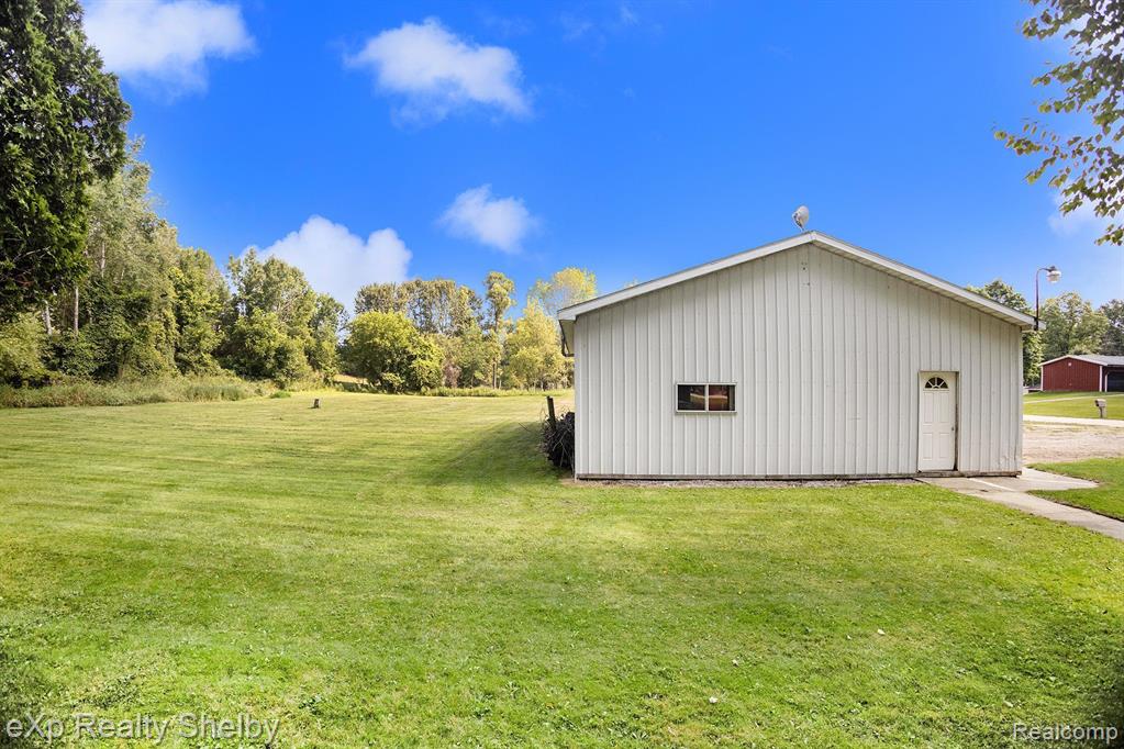 9486 MIRAMICHI Drive, Evart, MI 49631 — Photo 25