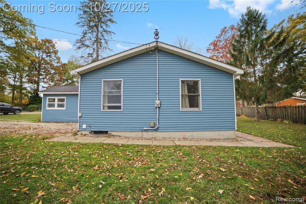 5987 Martinus Street, Haslett, MI 48840 — Photo 29