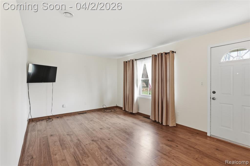 5766 Parkdale Street, Utica, MI 48317 — Photo 4