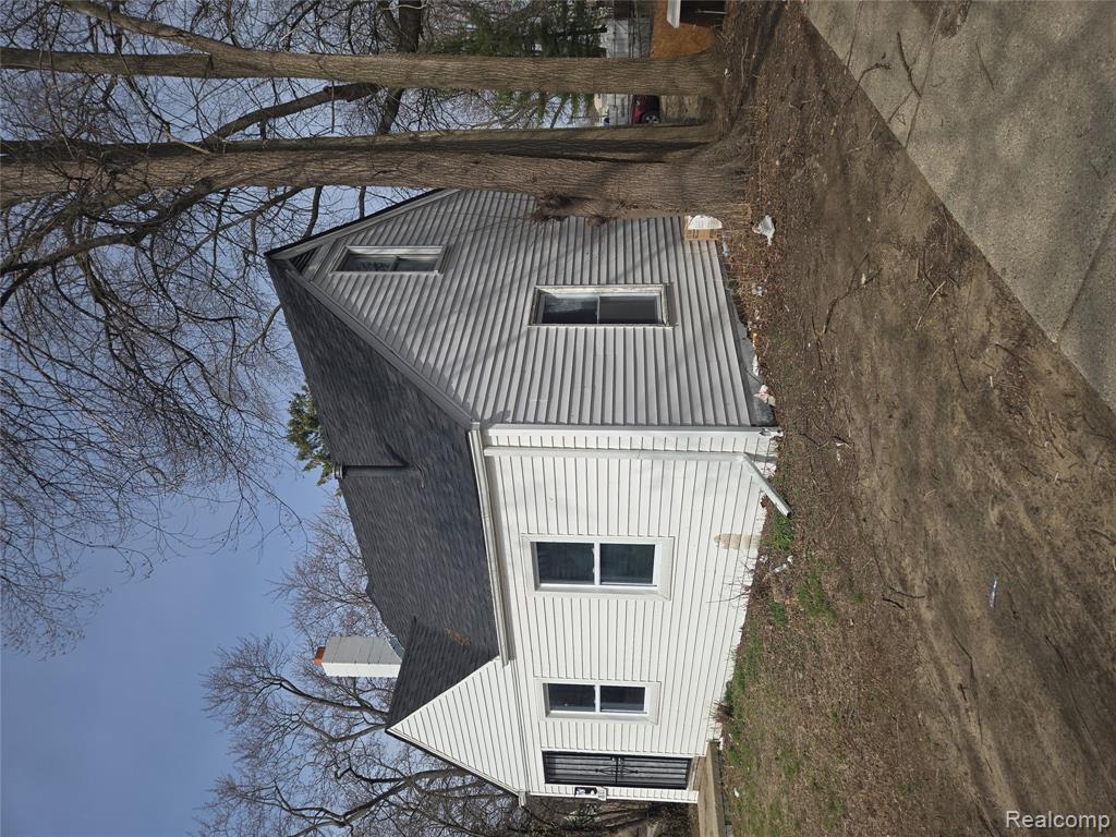 18101 Cornwall Street - Photo 2