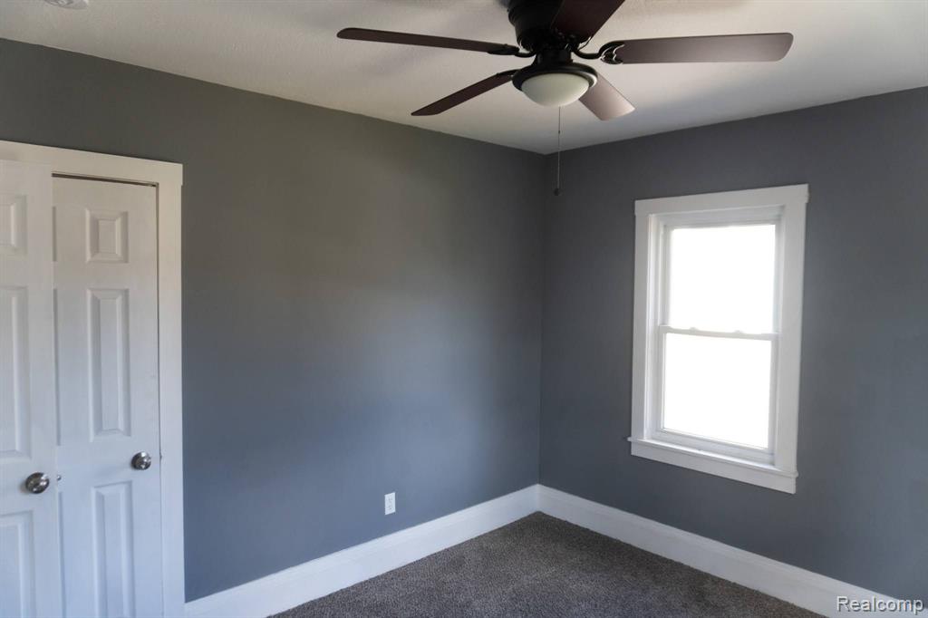 432 BUCKINGHAM Avenue, Flint, MI 48507 — Photo 34