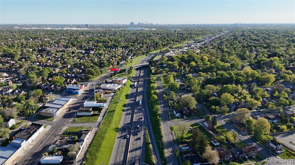 9150 Courville Street, Detroit, MI 48224 — Photo 41