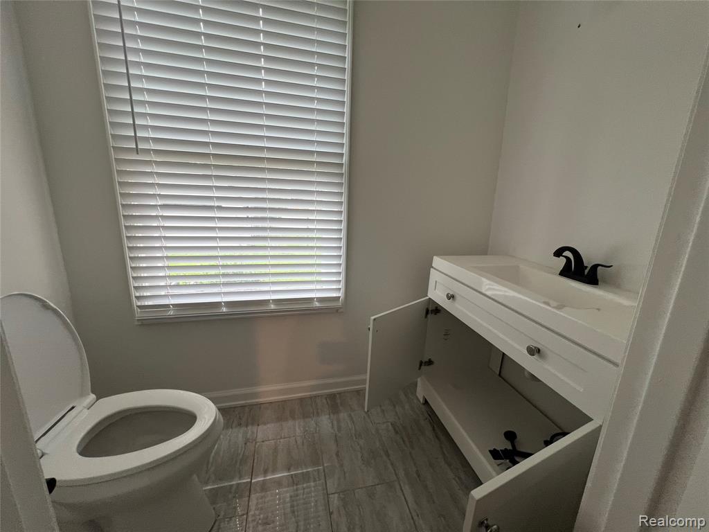 274 Alger Street Street, Detroit, MI 48202 — Photo 6