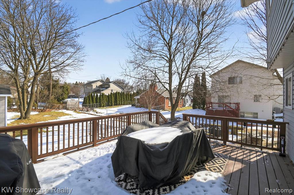 622 Elizabeth Street, Milford, MI 48381 — Photo 36