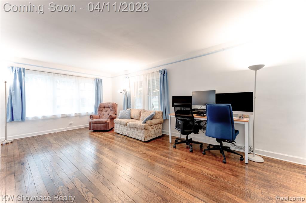 23033 Hawthorne Street, Farmington, MI 48336 — Photo 5
