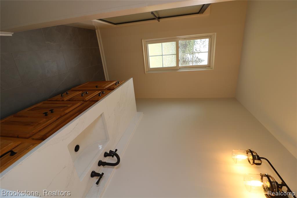 2141 Hunter Drive, Lapeer, MI 48446 — Photo 17