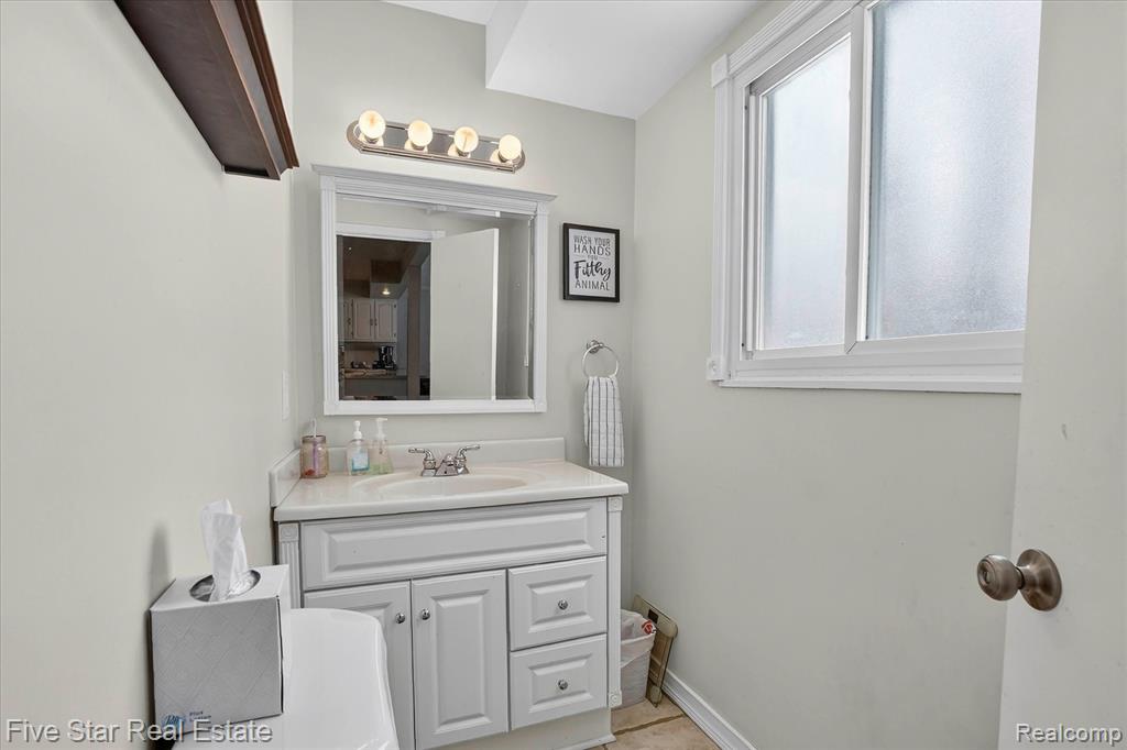 4036 Jennie Lane, Swartz Creek, MI 48473 — Photo 21