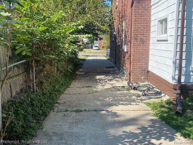 16918 Chandler Park Drive, Detroit, MI 48224 — Photo 64