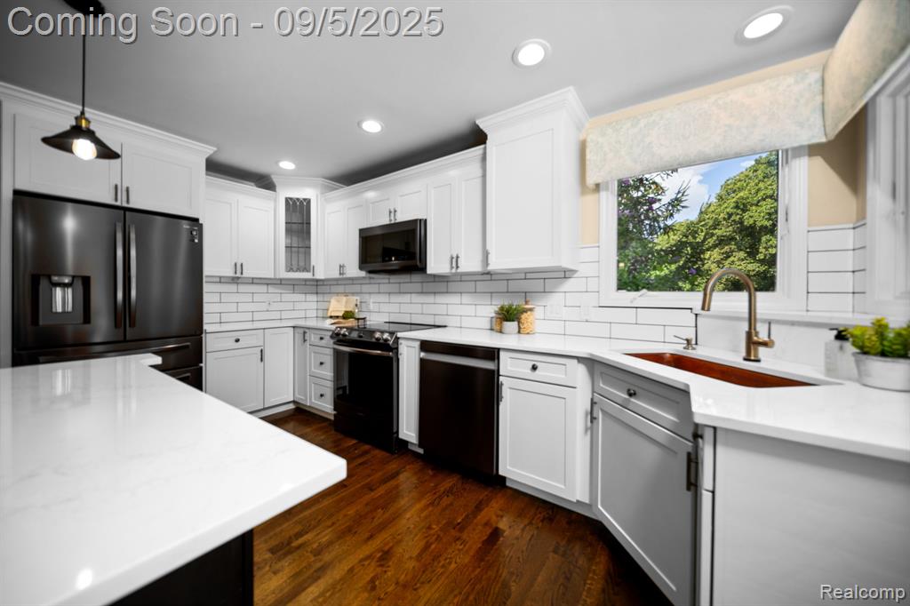 7750 Stout Avenue, Grosse Ile, MI 48138 — Photo 11
