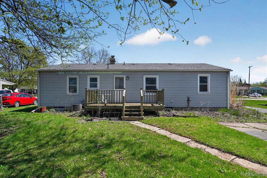 1392 Winfield Drive, Swartz Creek, MI 48473 — Photo 29