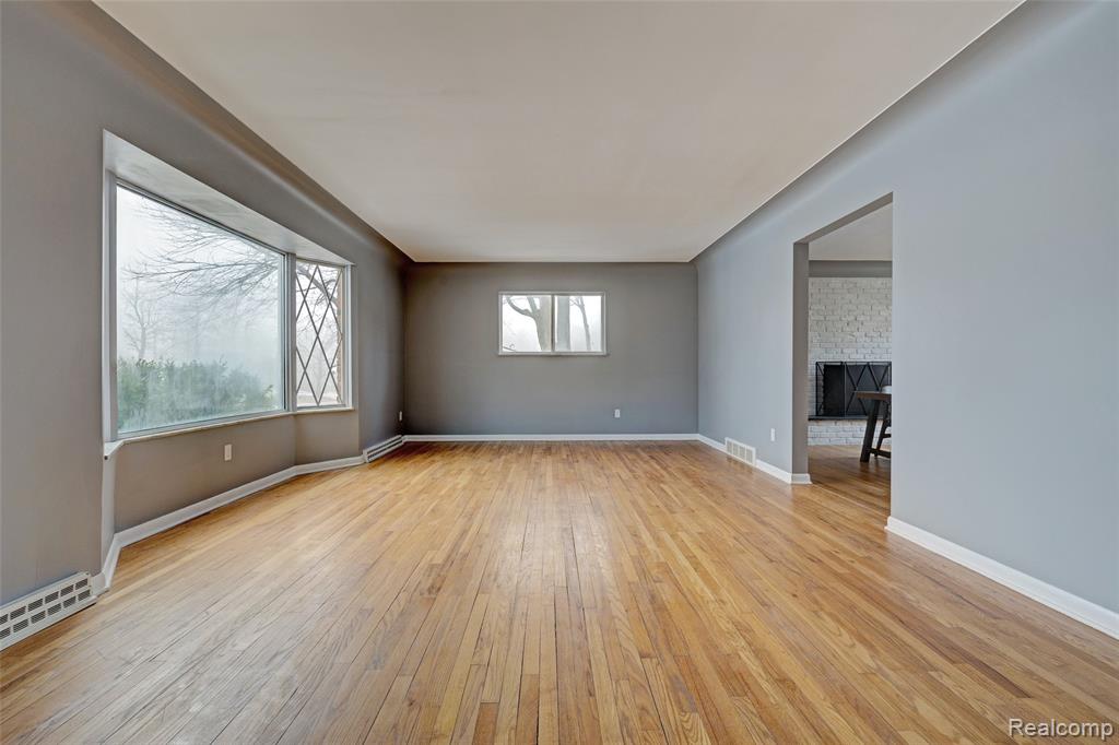 5936 Warbler Drive, Clarkston, MI — Photo 7