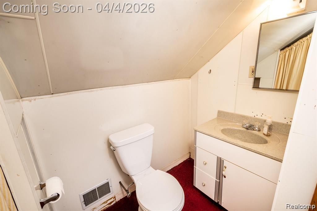 11603 KLINGER Street, Hamtramck, MI 48212 — Photo 21