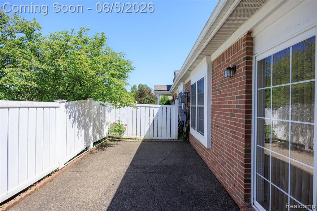 42268 Hanover Drive, 4, Van Buren, MI 48111 — Photo 2