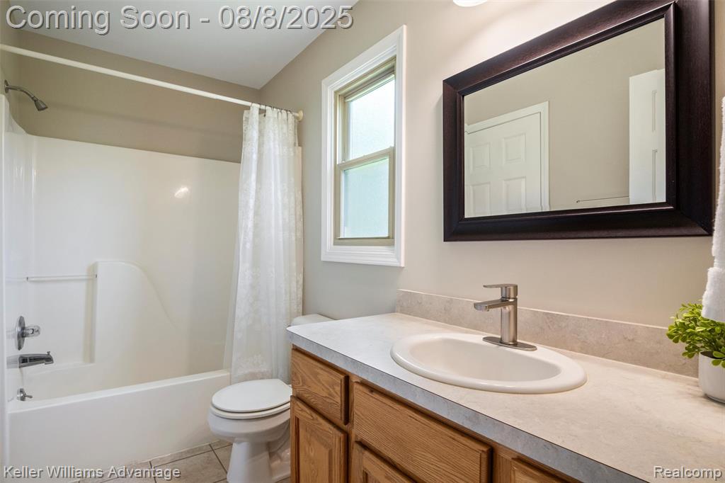 8891 Dexter Gables Lane, Dexter, MI 48130 — Photo 38
