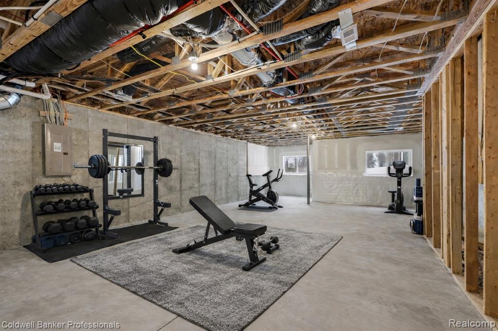 4883 Broomfield Way, Lake Orion, MI — Photo 21