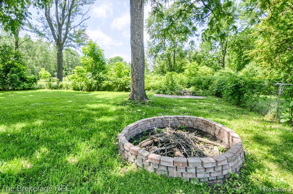 8021 Benson Road, Mount Morris, MI 48458 — Photo 7
