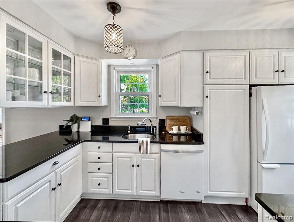 610 S Denwood Street, Dearborn, MI 48124 — Photo 18