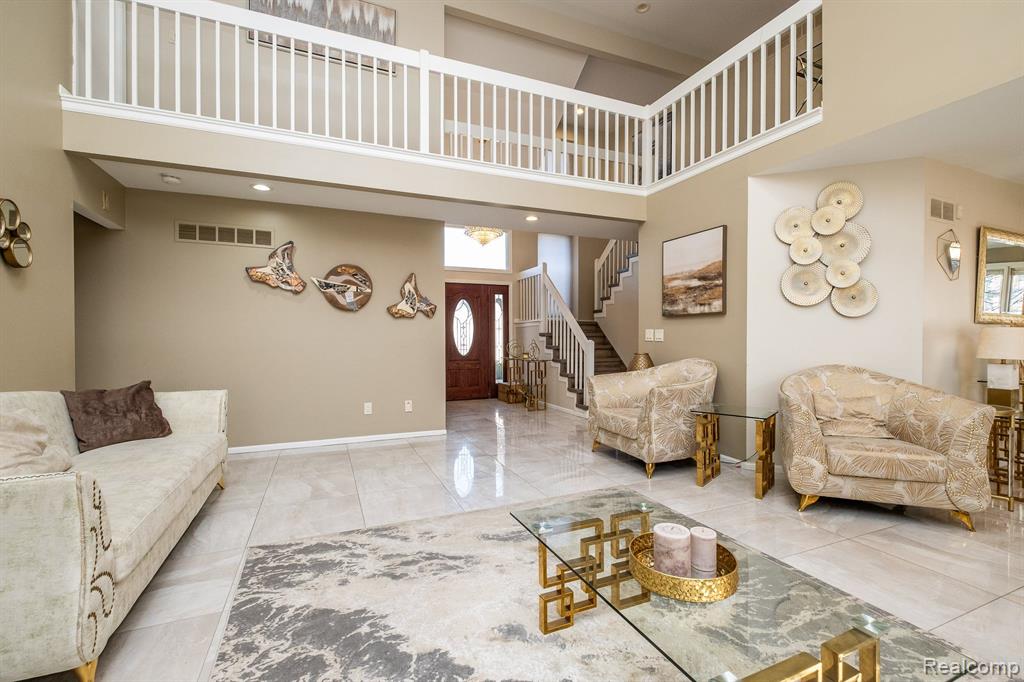 41924 ALDEN Drive, Clinton Twp, MI 48038 — Photo 10