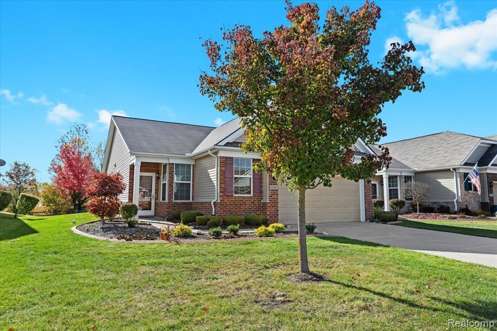 24338 Walloon Way, Brownstown, MI 48134 — Photo 3
