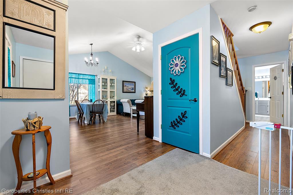 742 Feather Court, South Lyon, MI 48178 — Photo 2