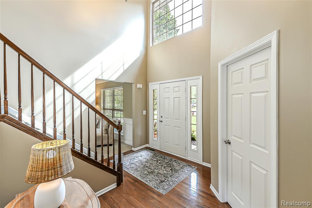 58724 Carriage Lane, South Lyon, MI 48178 — Photo 2