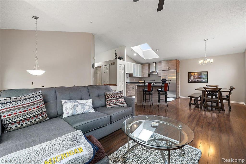 49750 PLYMOUTH Way, Plymouth, MI 48170 — Photo 11
