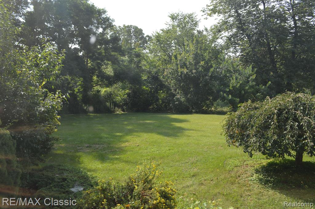 56000 9 MILE Road, South Lyon, MI 48178 — Photo 24