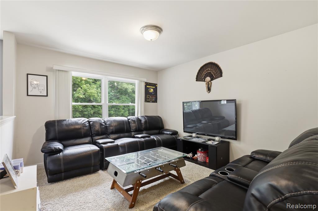 2067 Ashford Drive, Davison, MI 48423 — Photo 21