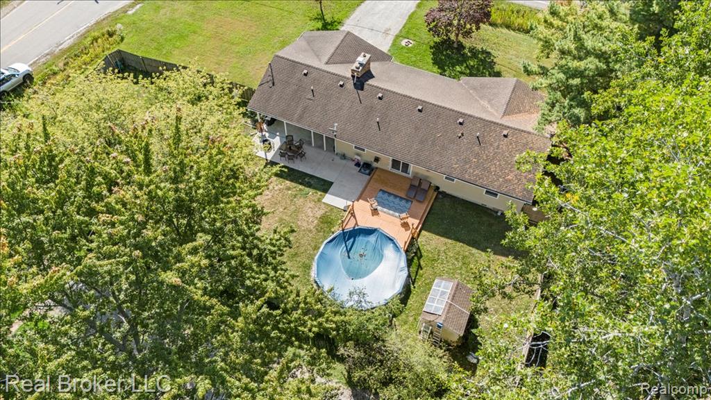 4268 Ravenswood Road, Port Huron, MI 48060 — Photo 30