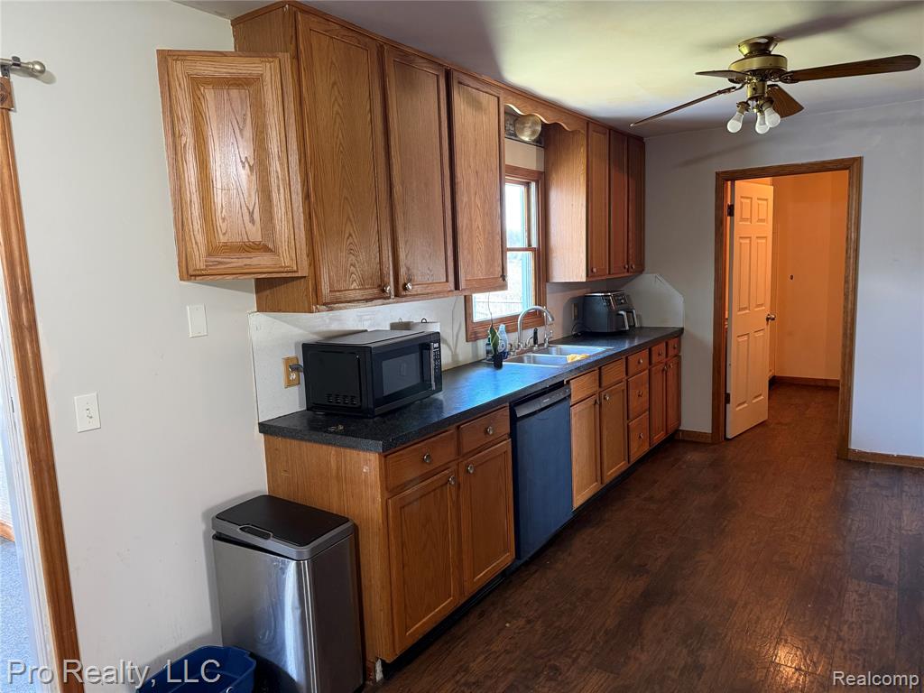 4976 Schott Road NE, Mayville Vlg, MI 48744 — Photo 5
