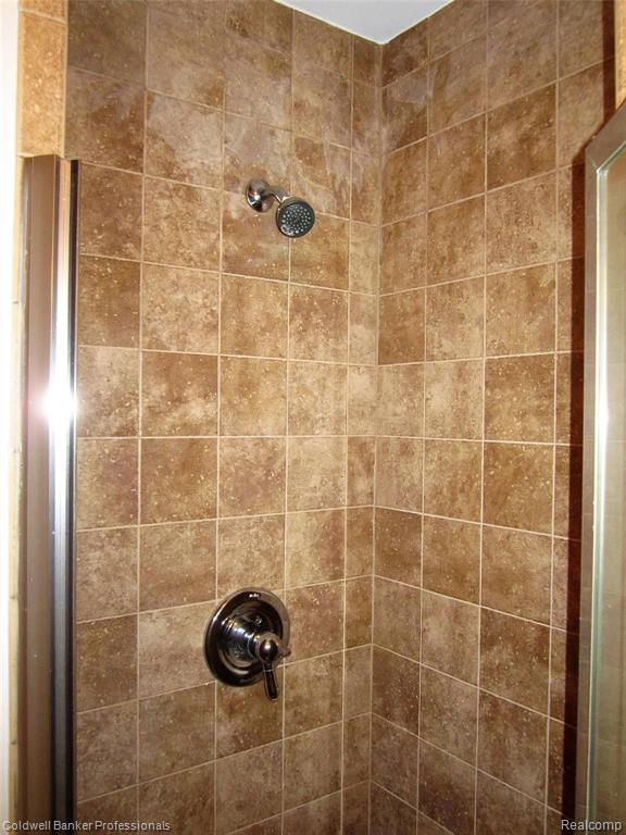 614 E Eleven Mile Road, Royal Oak, MI 48067 — Photo 27