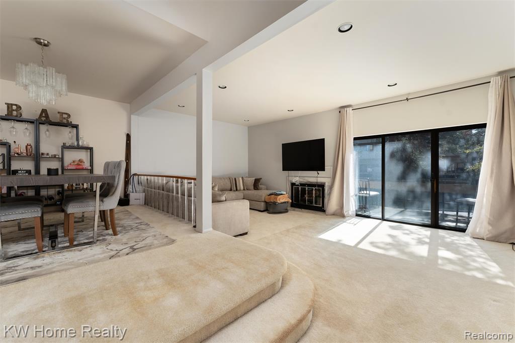 7356 Balsam Court, West Bloomfield, MI — Photo 3