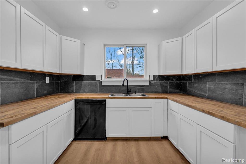 1419 Atkinson Street, Detroit, MI 48206 — Photo 12