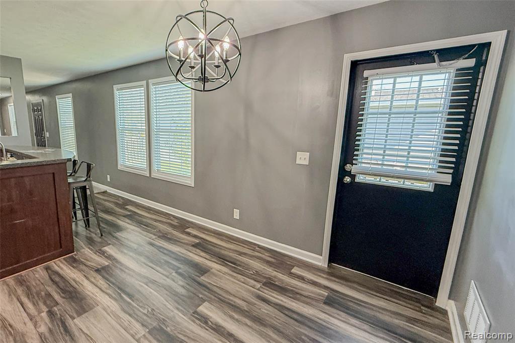41021 Old Michigan Ave, 39 A, Canton, MI 48188 — Photo 26