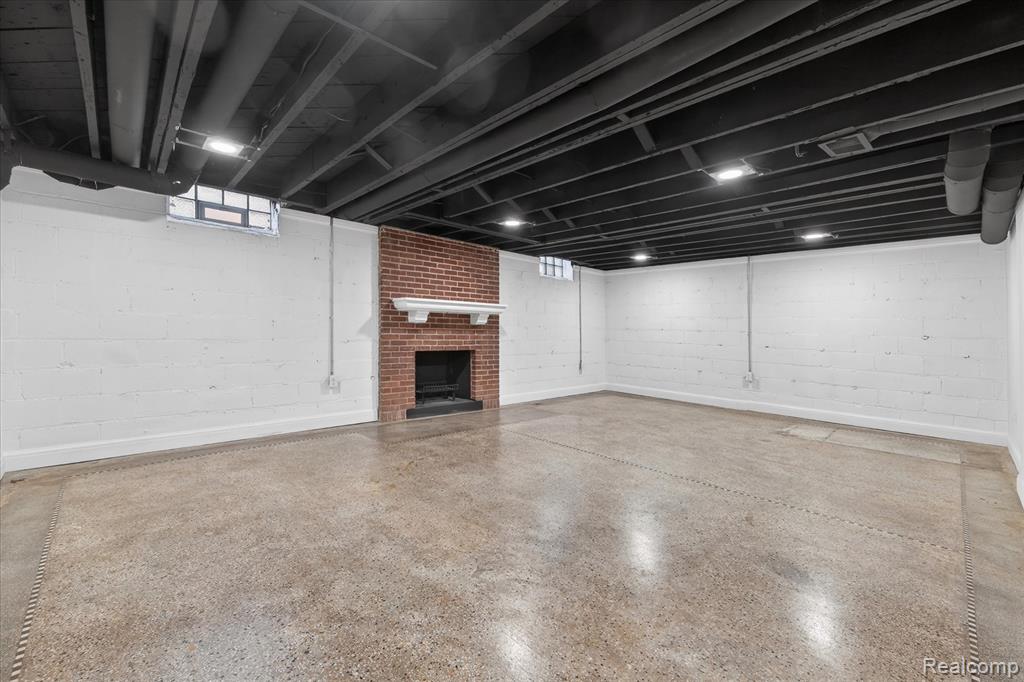 3261 Sherbourne Road, Detroit, MI 48221 — Photo 42