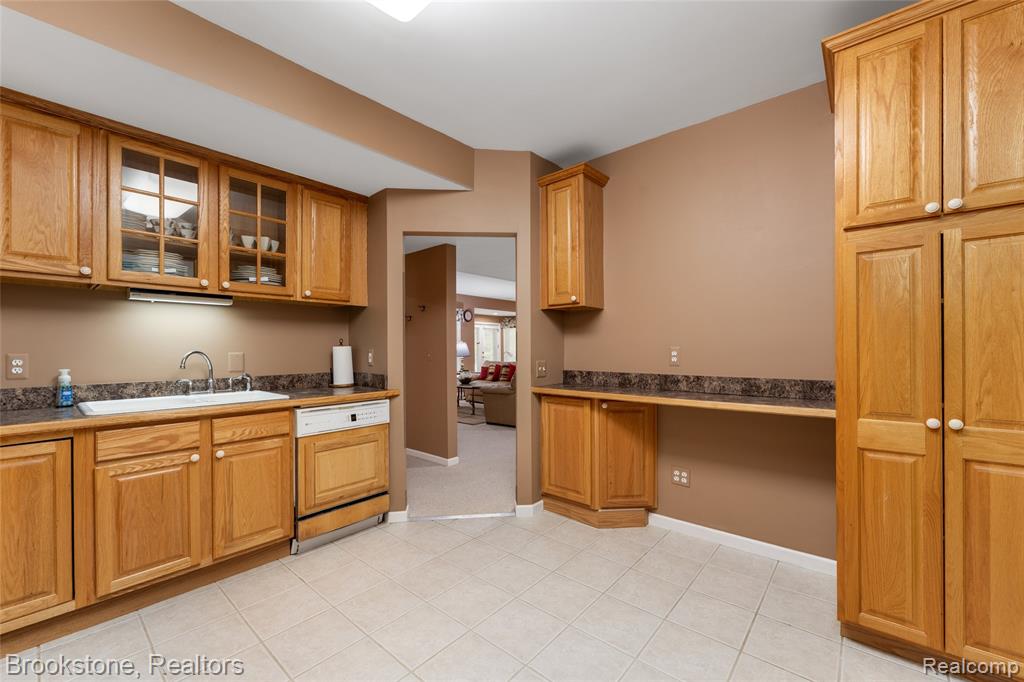 970 Moldovia Drive, White Lake, MI — Photo 42