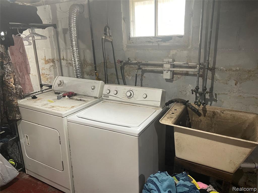 218 16th Street, Port Huron, MI 48060 — Photo 26