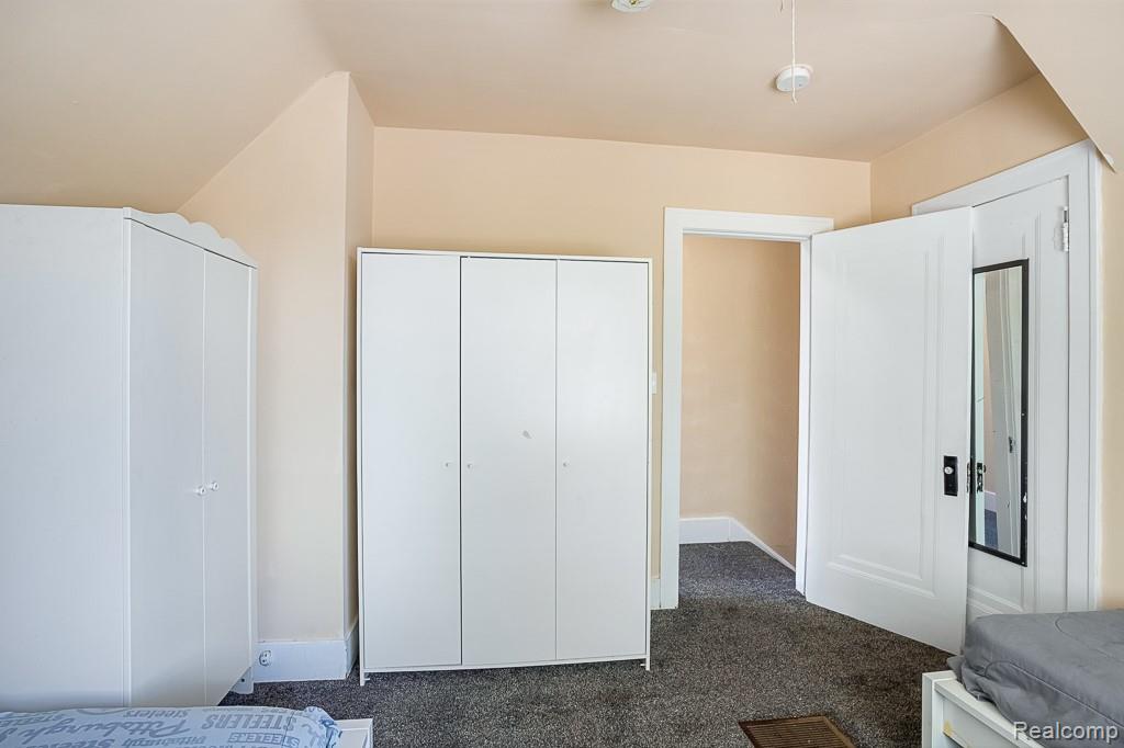 4663 Mead Street N, Dearborn, MI 48126 — Photo 49