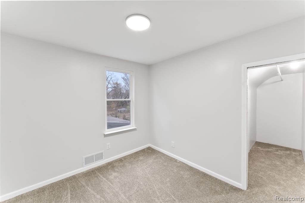 5524 Seebaldt Street, Detroit, MI 48204 — Photo 40