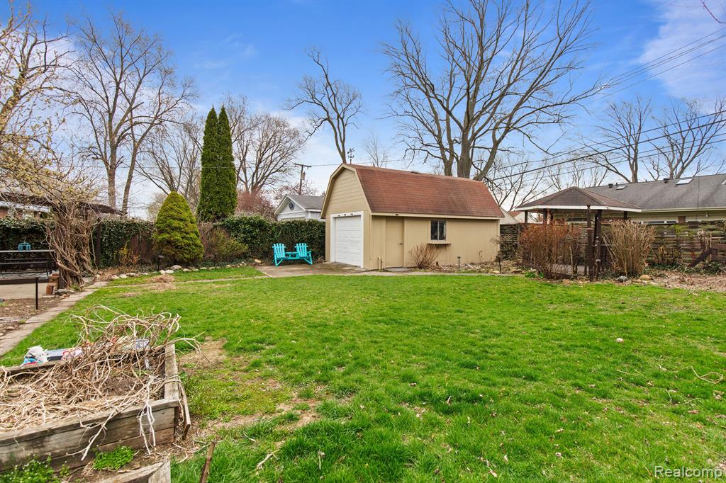 716 WOODLAWN Avenue, Royal Oak, MI 48073 — Photo 34