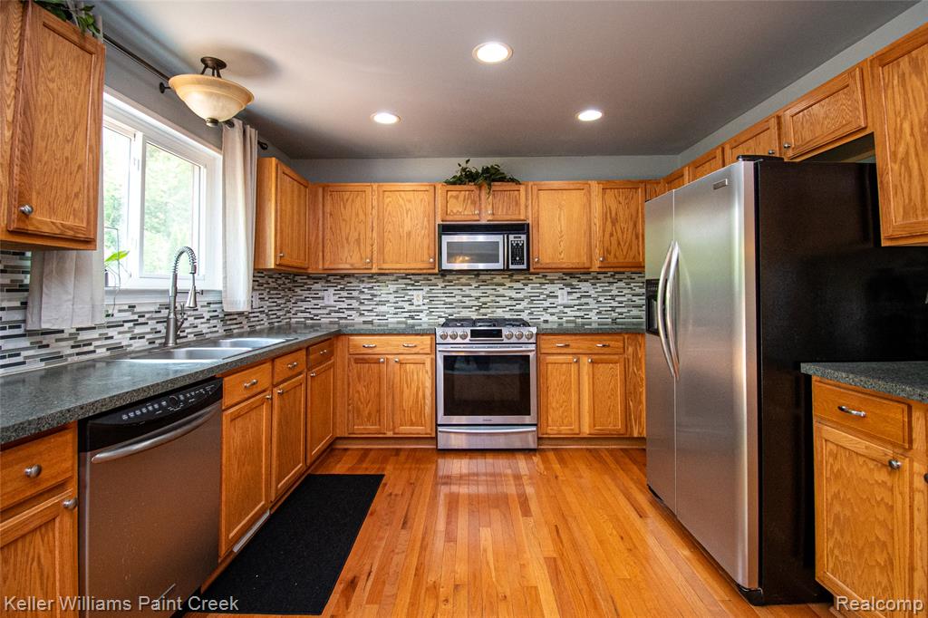 51610 Promenade Lane, New Baltimore, MI 48047 — Photo 15