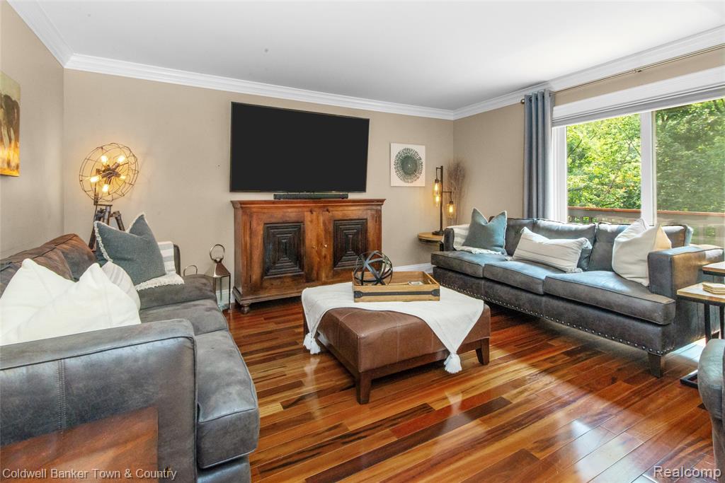 5728 Eggert Place, Brighton, MI, 48116