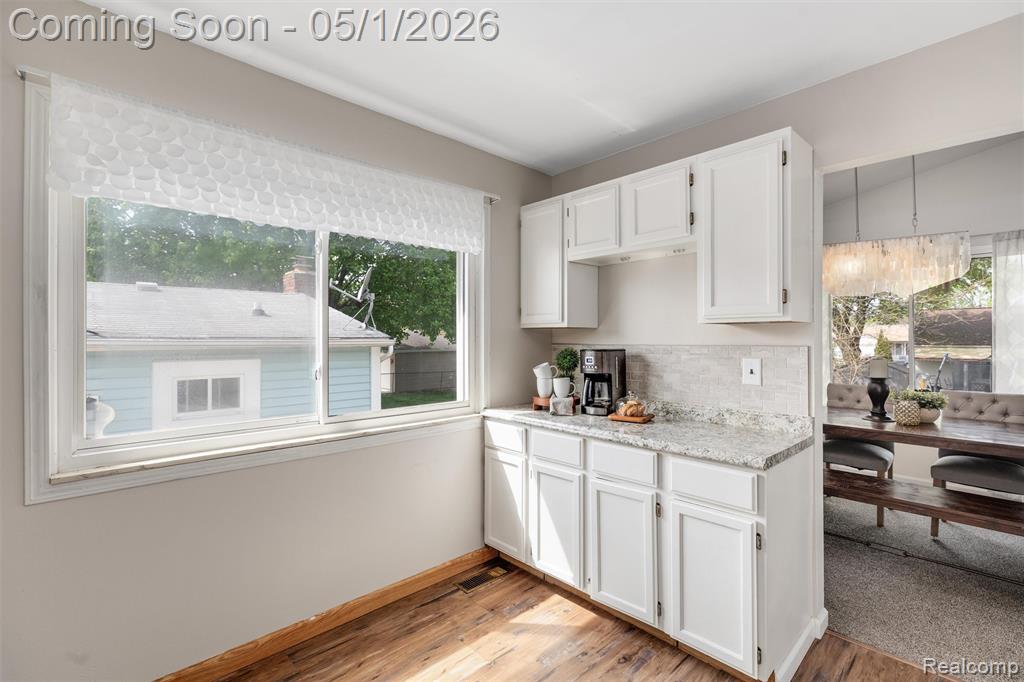 42646 Somerset Drive, Canton, MI 48187 — Photo 11