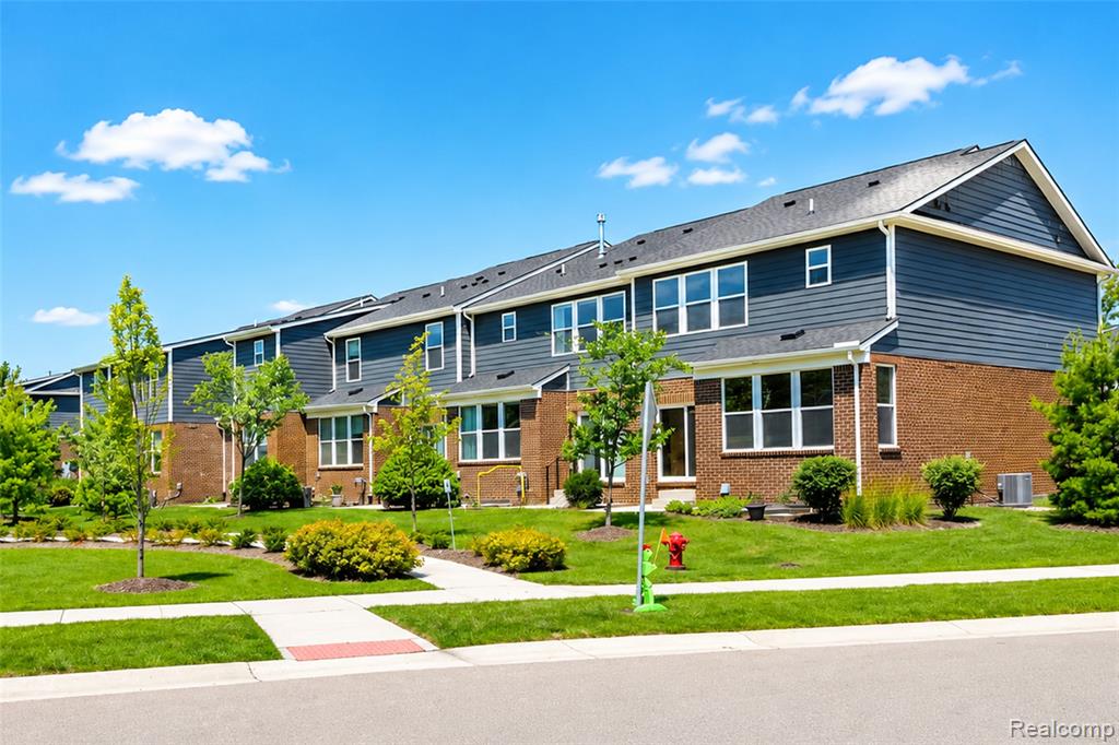 43479 Prospect Lane, Novi, MI — Photo 45
