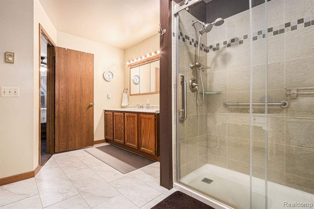 972 COVE Road, Wales, MI — Photo 12