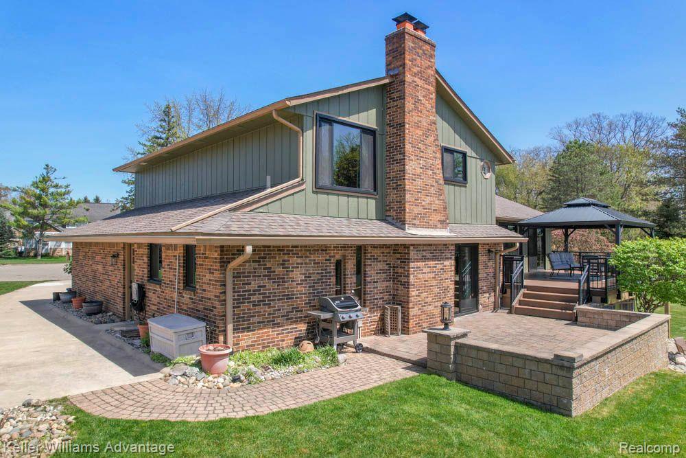 5105 Beachwood Court, Commerce Twp, MI 48382 — Photo 8