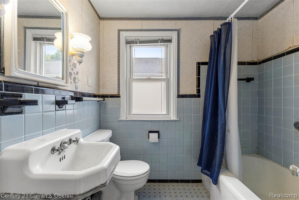 711 N Highland Street, Dearborn, MI 48128 — Photo 20