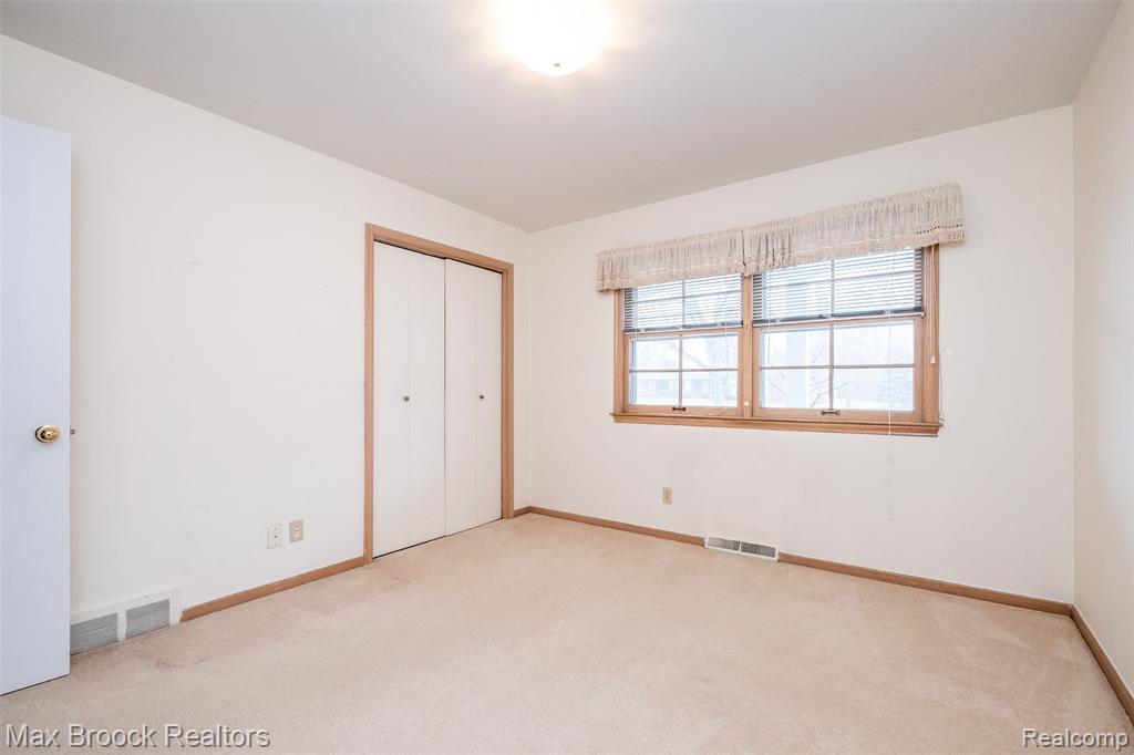 138 S Cranbrook Cross Road, Bloomfield Hills, MI 48301 — Photo 20