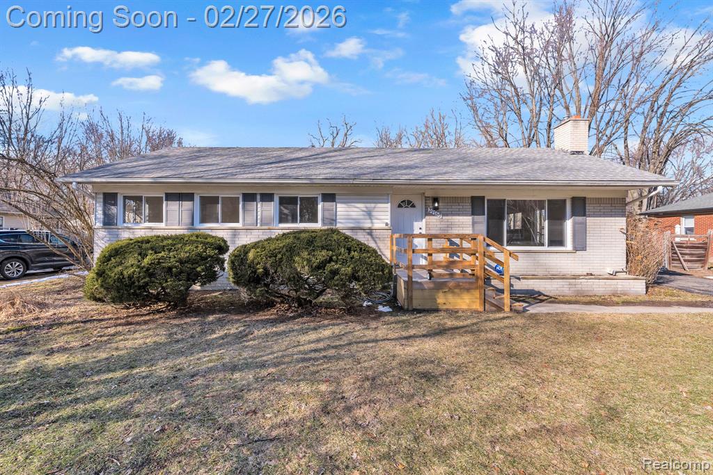 29760 Hoy Street, Livonia, MI, 48154