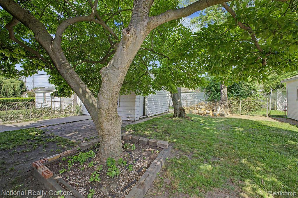 6348 Coleman Street, Dearborn, MI 48126 — Photo 40